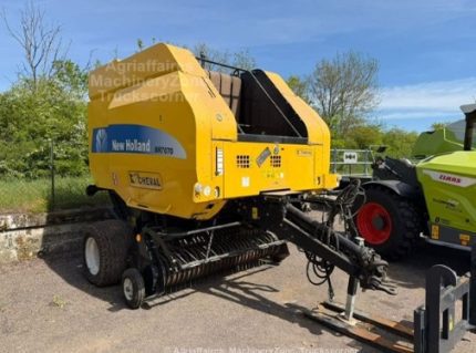 New Holland BR 7070